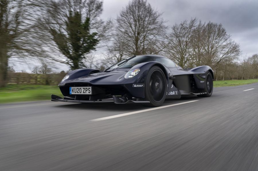  Aston Martin Valkyrie 2018 года  (фото 2 из 23)